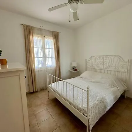 Bizzilla - Family Friendly Maisonette * Xlendi