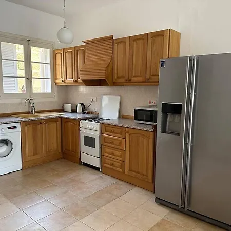 Bizzilla - Family Friendly Maisonette * Xlendi