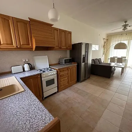 Daire Bizzilla - Family Friendly Maisonette Xlendi