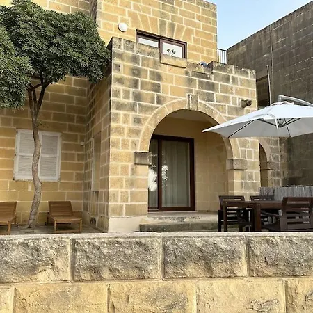 Apartment Bizzilla - Family Friendly Maisonette