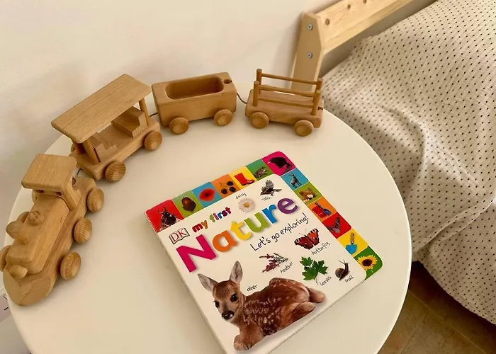 Bizzilla - Family Friendly Maisonette アパート クレンディ